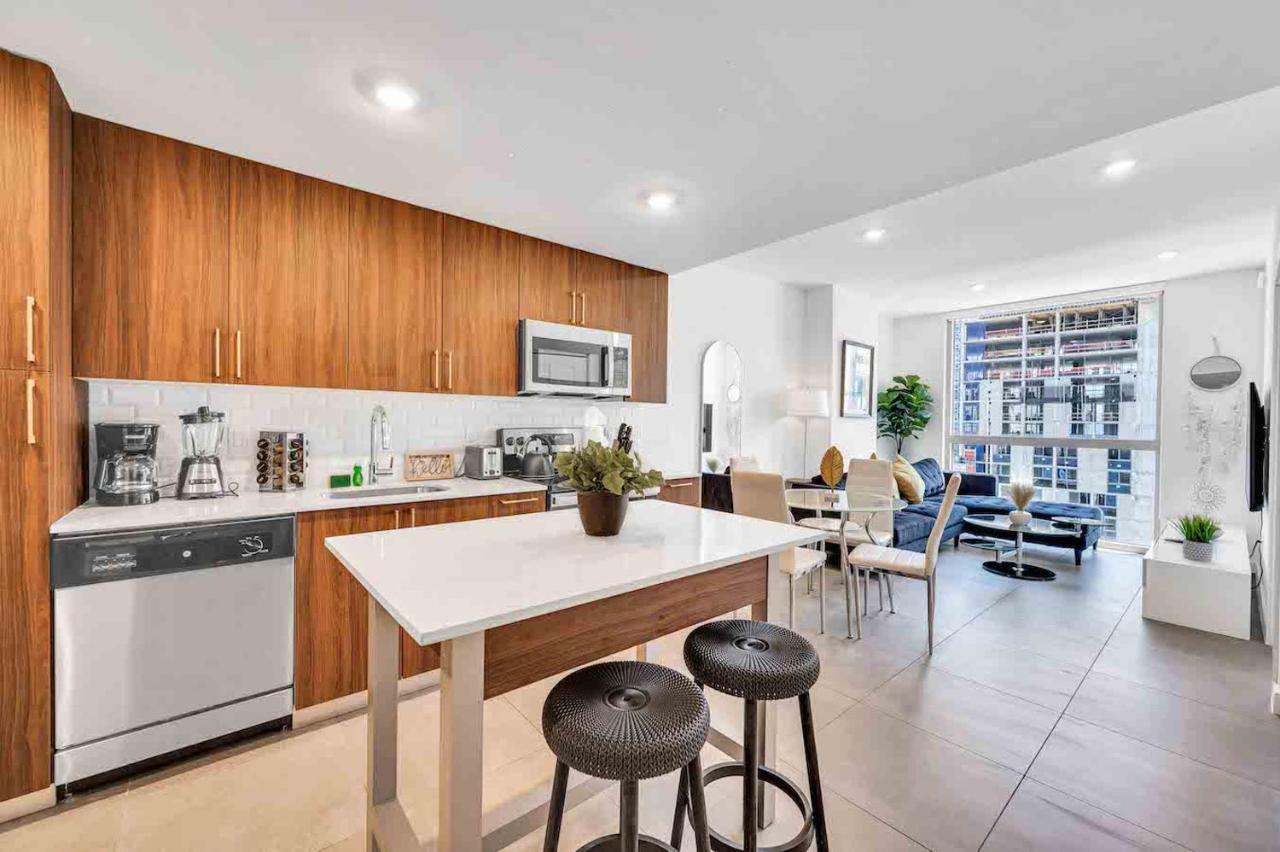 شقة Wonderful Unit In Downtown Miami With Free Parking المظهر الخارجي الصورة